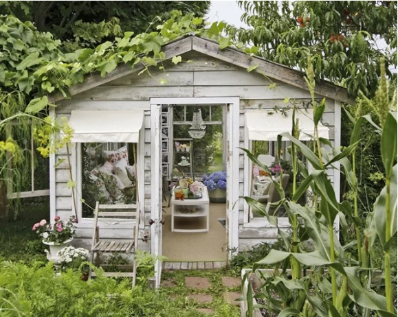White garden she shack, backyard she shed for sale