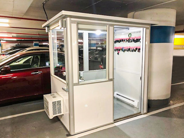 4x6-Parking-Booth-in-Washington,-DC-with-Sliding-Door-and-Air-Conditioner