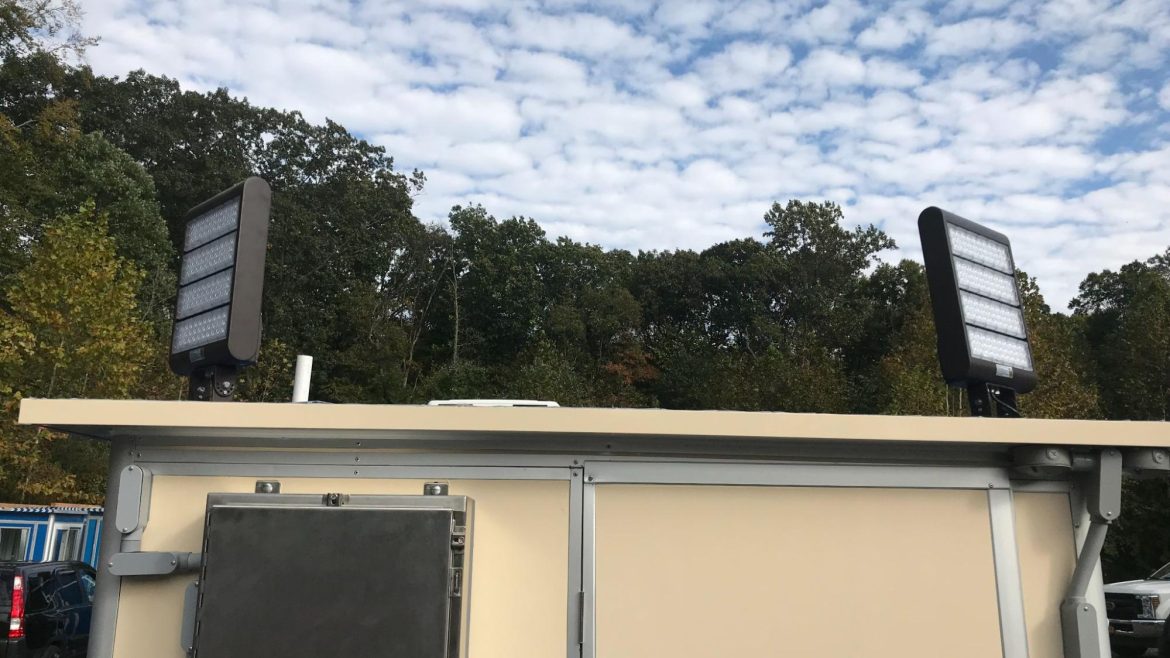 lights-on-top-of-prefab-construction-booth