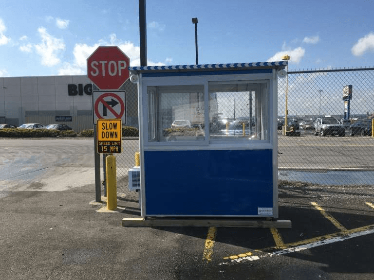 winter rated campus security booth from Guardian Booth